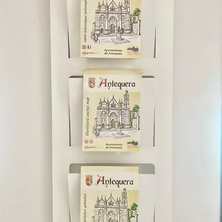 La Casa De Enfrente * Antequera