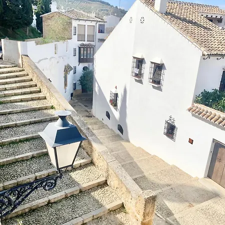 La Casa De Enfrente